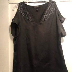 Jessica Simpson Tops - Jessica Simpson open shoulder top - black sz small Jessica Simpson Tops - Jessica Simpson open shoulder top - black sz small